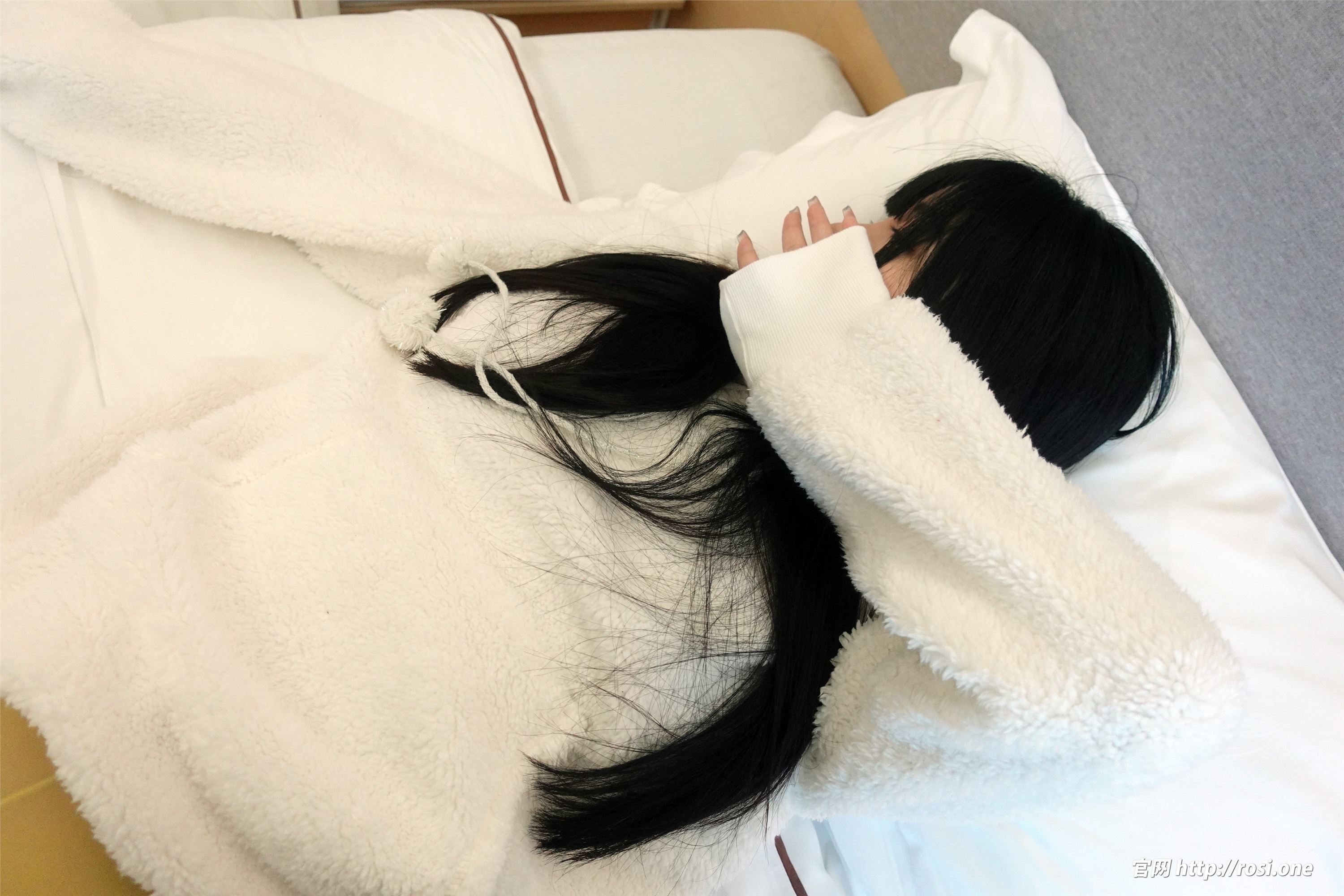 ROSI写真 2021.12.31 NO.3679